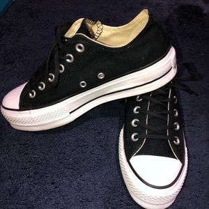 Converse Chuck Taylor All Star Lift Low Top